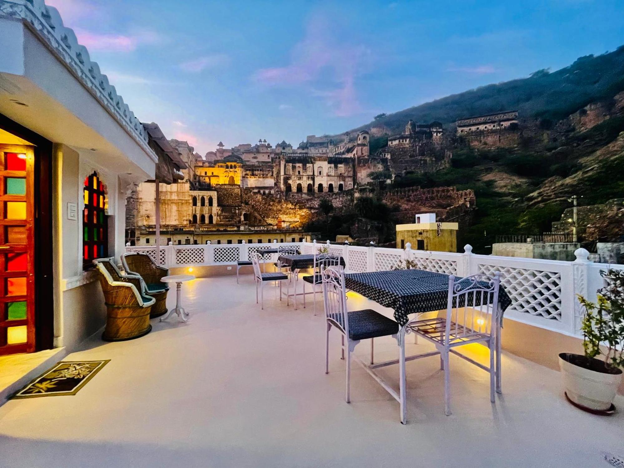 The Castle View Homestay Бунди Экстерьер фото